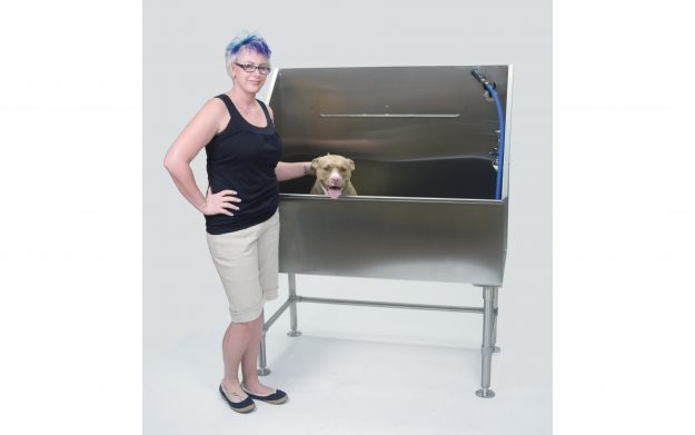 Direct Animal photo: Our economy dog wash tubs include many of Direct's high-end features you'll enjoy for years.