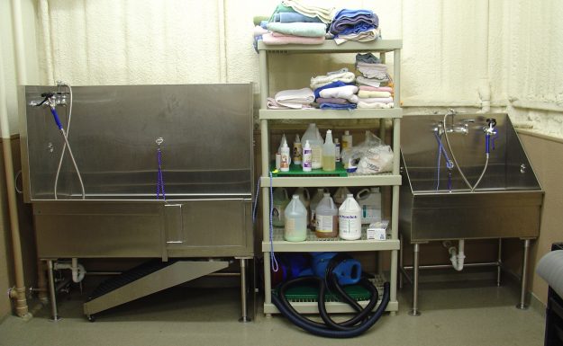 Swivel Ramp Grooming Tub - Image 2