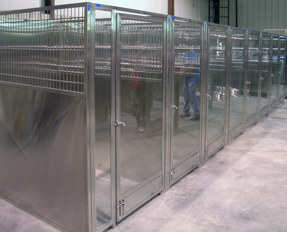 kennel feeders