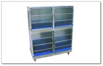 Direct Animal image: Our unique, hand welded dog grooming cage construction adds strength and protection against warping, gapping, and loose or misaligned doors.